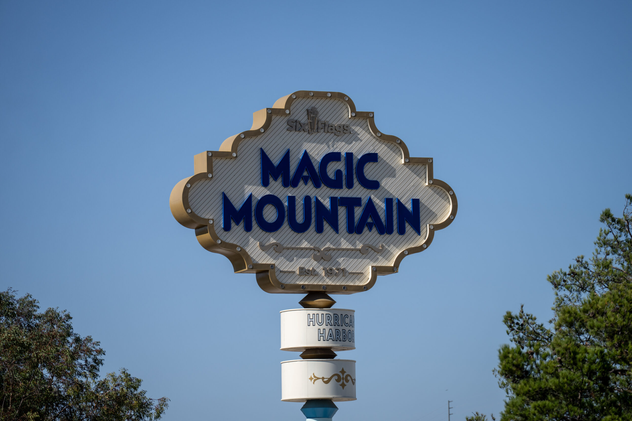 Six Flags Magic Mountain Retires X2 Roller Coaster Amid Brain Injury ...