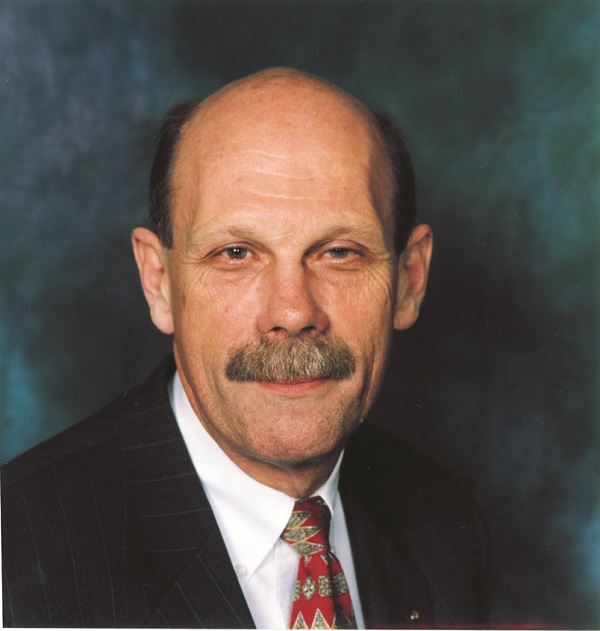 Ex-State Auto CEO Moone Passes Away on Christmas Day